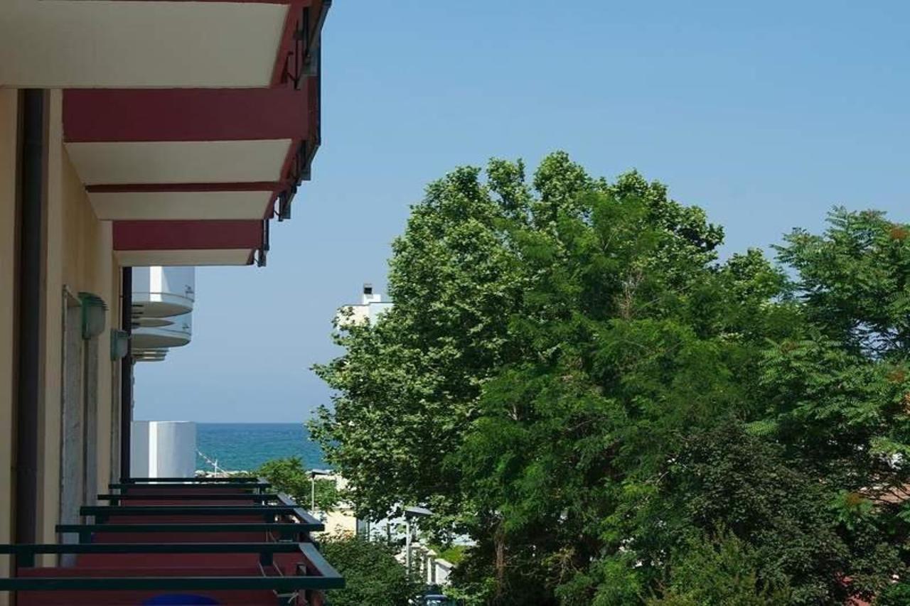 Hotel Aron Rimini Exterior foto